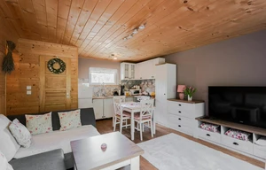 Family house for sale, 364m<sup>2</sup>, 317m<sup>2</sup> of land