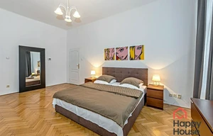 Apartment for rent, 4+1 - 3 bedrooms, 132m<sup>2</sup>