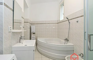 Apartment for rent, 4+1 - 3 bedrooms, 132m<sup>2</sup>