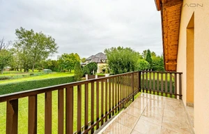 Family house for rent, 400m<sup>2</sup>, 1044m<sup>2</sup> of land