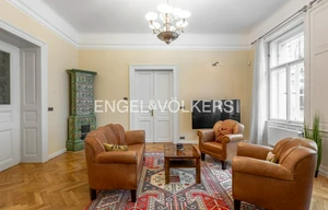 Apartment for rent, 4+1 - 3 bedrooms, 135m<sup>2</sup>