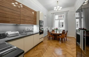 Apartment for rent, 4+1 - 3 bedrooms, 135m<sup>2</sup>