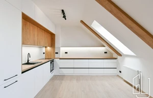 Apartment for rent, 4+kk - 3 bedrooms, 108m<sup>2</sup>