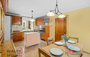 Family house for rent, 197m<sup>2</sup>, 354m<sup>2</sup> of land