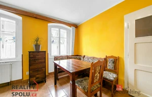 Family house for sale, 219m<sup>2</sup>, 145m<sup>2</sup> of land