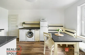 Family house for sale, 283m<sup>2</sup>, 1320m<sup>2</sup> of land