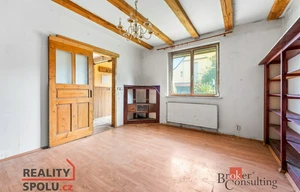 Family house for sale, 160m<sup>2</sup>, 127m<sup>2</sup> of land