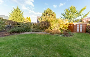 Family house for rent, 260m<sup>2</sup>, 570m<sup>2</sup> of land