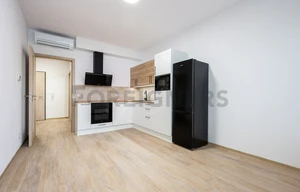 Apartment for rent, 2+kk - 1 bedroom, 70m<sup>2</sup>