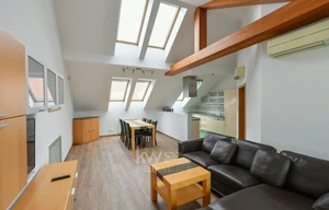 Apartment for rent, 4+kk - 3 bedrooms, 100m<sup>2</sup>