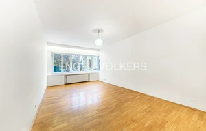 Apartment for rent, 4+1 - 3 bedrooms, 185m<sup>2</sup>