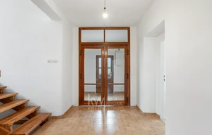 Family house for sale, 234m<sup>2</sup>, 506m<sup>2</sup> of land