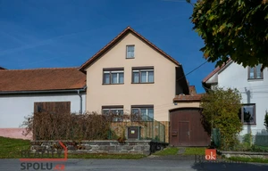 Family house for sale, 160m<sup>2</sup>, 372m<sup>2</sup> of land