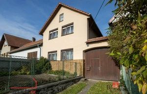 Family house for sale, 160m<sup>2</sup>, 372m<sup>2</sup> of land