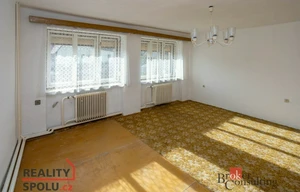 Family house for sale, 160m<sup>2</sup>, 372m<sup>2</sup> of land