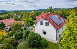 Family house for sale, 276m<sup>2</sup>, 1416m<sup>2</sup> of land