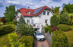 Family house for sale, 276m<sup>2</sup>, 1416m<sup>2</sup> of land