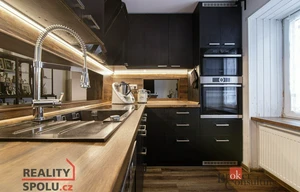 Family house for sale, 230m<sup>2</sup>, 250m<sup>2</sup> of land