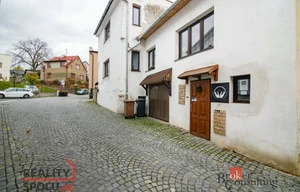 Family house for sale, 230m<sup>2</sup>, 250m<sup>2</sup> of land