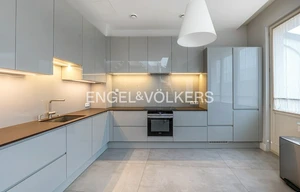 Apartment for rent, 4+1 - 3 bedrooms, 203m<sup>2</sup>