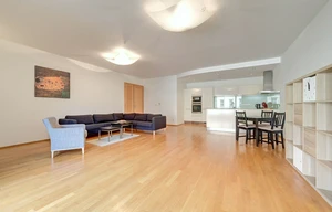 Apartment for rent, 4+kk - 3 bedrooms, 130m<sup>2</sup>