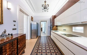 Apartment for rent, 4+1 - 3 bedrooms, 184m<sup>2</sup>