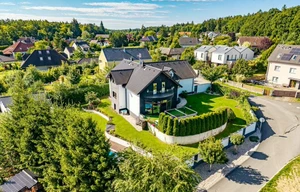 Family house for sale, 346m<sup>2</sup>, 1180m<sup>2</sup> of land