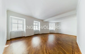 Apartment for rent, 4+1 - 3 bedrooms, 170m<sup>2</sup>