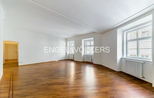 Apartment for rent, 4+1 - 3 bedrooms, 170m<sup>2</sup>