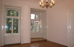 Apartment for rent, 4+1 - 3 bedrooms, 174m<sup>2</sup>