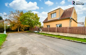 Family house for sale, 144m<sup>2</sup>, 692m<sup>2</sup> of land