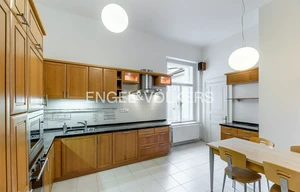 Apartment for rent, 4+1 - 3 bedrooms, 136m<sup>2</sup>