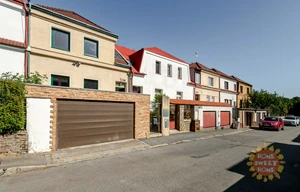 Family house for rent, 200m<sup>2</sup>, 140m<sup>2</sup> of land