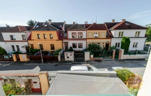 Family house for rent, 200m<sup>2</sup>, 140m<sup>2</sup> of land