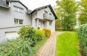 Family house for rent, 300m<sup>2</sup>, 800m<sup>2</sup> of land