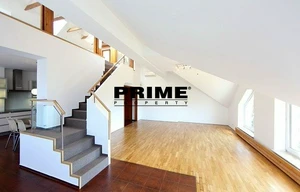 Apartment for rent, 5 bedrooms +, 293m<sup>2</sup>