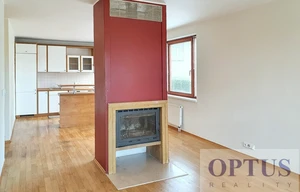 Family house for rent, 250m<sup>2</sup>, 530m<sup>2</sup> of land