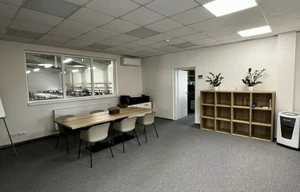 Warehouse for rent, 781m<sup>2</sup>