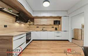 Apartment for rent, 3+kk - 2 bedrooms, 105m<sup>2</sup>