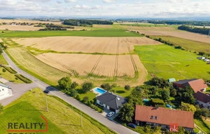 Building plot for sale, 1048m<sup>2</sup>