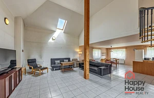 Family house for sale, 424m<sup>2</sup>, 1861m<sup>2</sup> of land