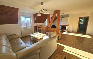 Apartment for rent, 4+kk - 3 bedrooms, 160m<sup>2</sup>