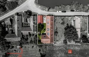 Family house for sale, 370m<sup>2</sup>, 648m<sup>2</sup> of land