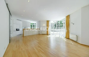 Apartment for rent, 5+kk - 4 bedrooms, 180m<sup>2</sup>