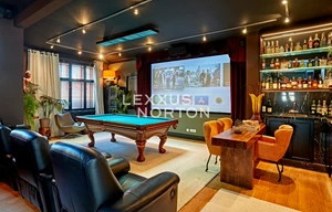 Apartment for rent, 5 bedrooms +, 600m<sup>2</sup>