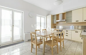 Apartment for rent, 5+1 - 4 bedrooms, 286m<sup>2</sup>