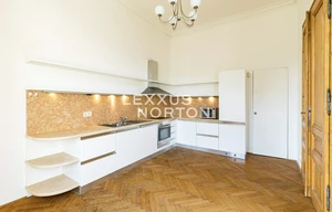 Apartment for rent, 5+1 - 4 bedrooms, 172m<sup>2</sup>