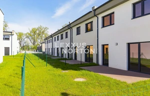 Family house for sale, 152m<sup>2</sup>, 286m<sup>2</sup> of land