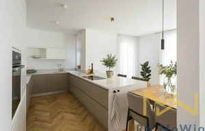 Apartment for rent, 5+kk - 4 bedrooms, 273m<sup>2</sup>