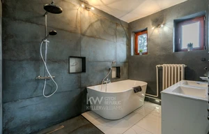 Family house for rent, 372m<sup>2</sup>, 1077m<sup>2</sup> of land